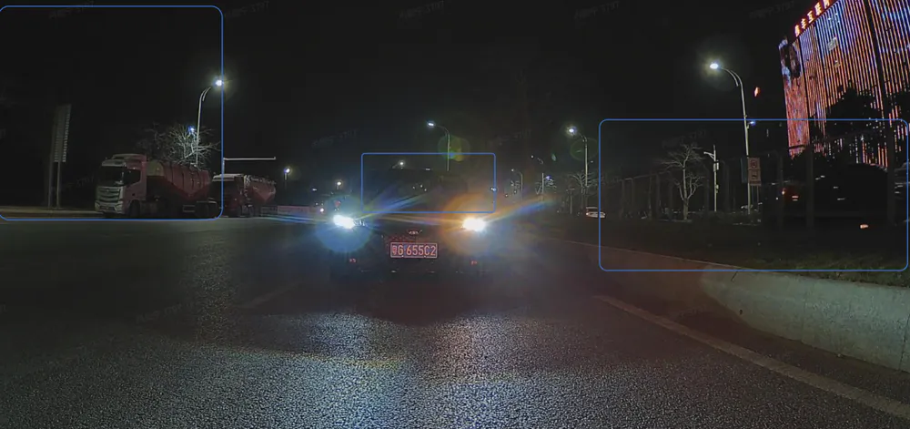 Urban nighttime roads - IMX675