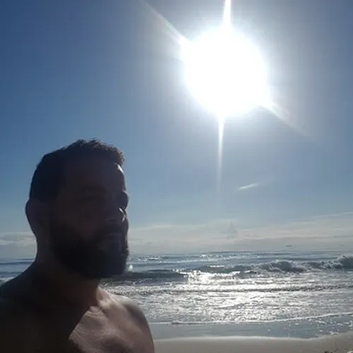 deni_viola_@hotmail.com