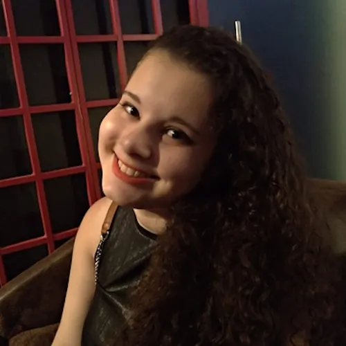 Maíra Machado Sena de Oliveira