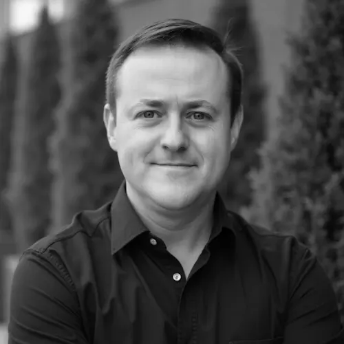 Alex Marshall