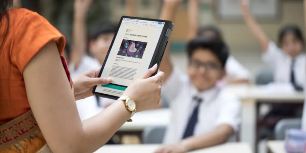 How has an educator positively impacted your learning experience? Happy ...