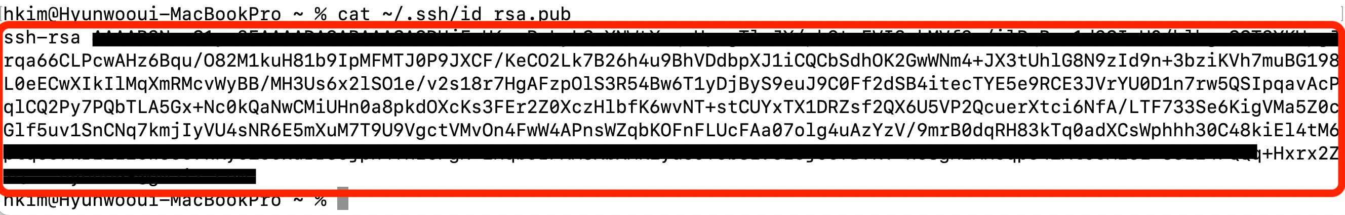 그 중간에 빨간 원이있는 문서