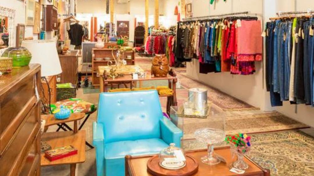 11 best online vintage clothing and thrift stores to shop