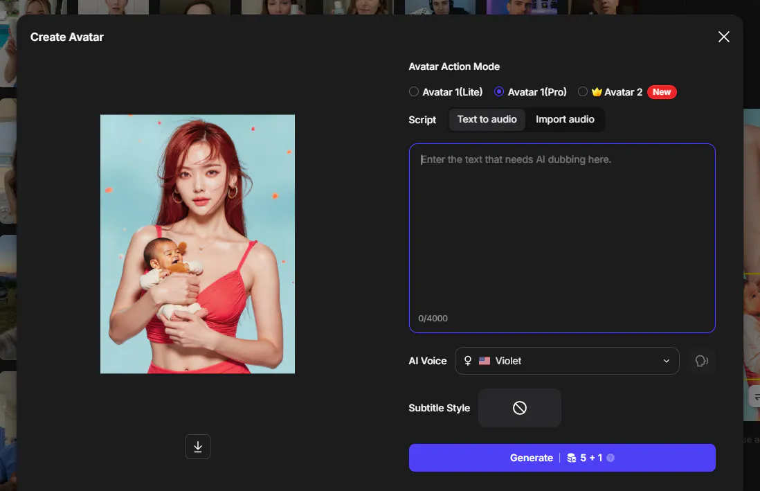 팔에 아기가있는 여자의 이미지