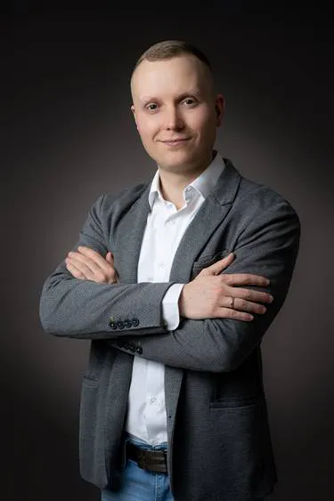 Emil Piotrowski
DIALux Expert & certified DIALux Trainer