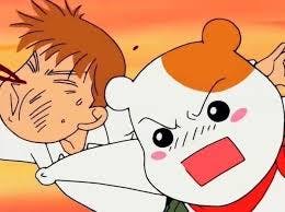 두 개의 만화 캐릭터가 공중에서 싸우고 있습니다