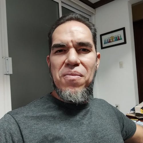 Julio Arellano Ruiz