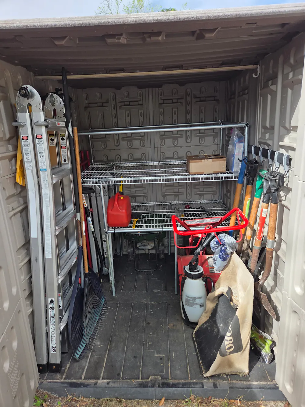 Custom shed shelving .jpg