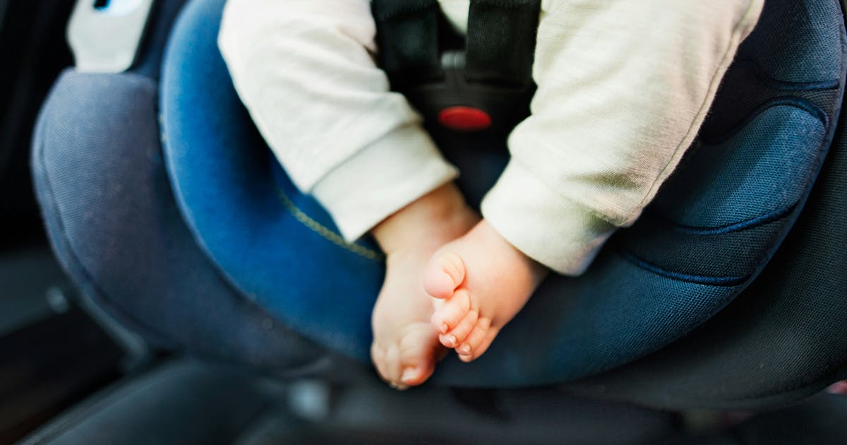 baby in a used baby car seat