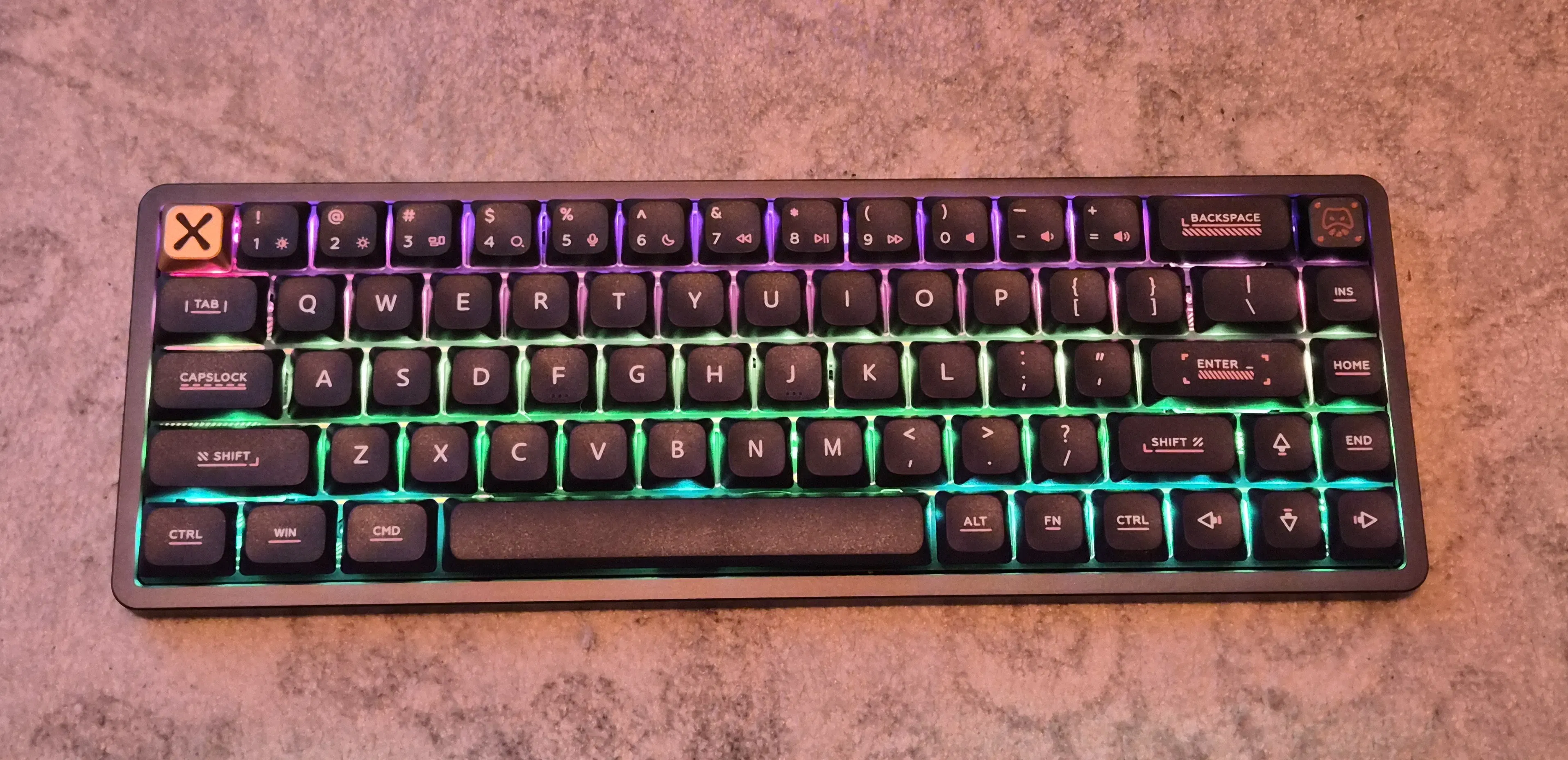 IQUNIX Magi65 キーボード IQUNIX Magi65 Aluminum Low Profile Mechanical Keyboard – IQUNIX.com