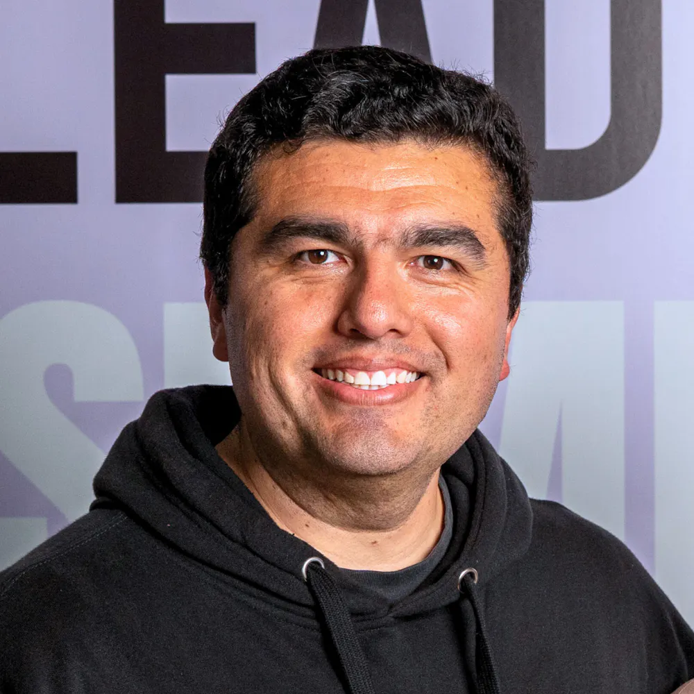 Francisco Opazo - CommunityOS Agency