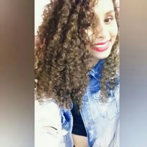Lorrane Oliveira