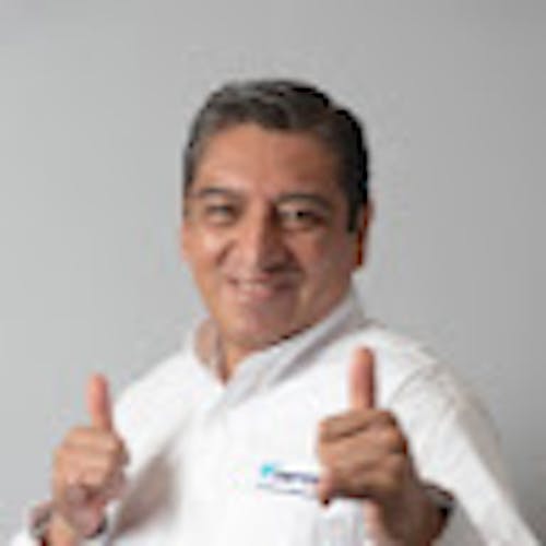 Roberto Cazares
